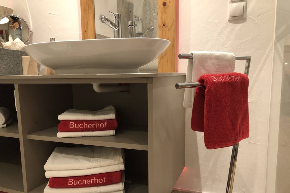 Photo of Bathroom in Obsteig