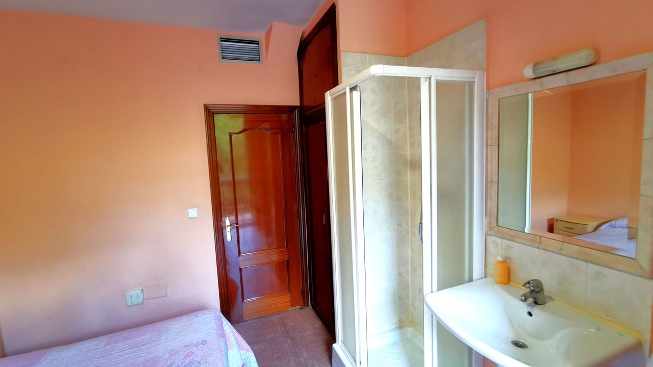 Photo of Bedroom in Golden Triangle of Art