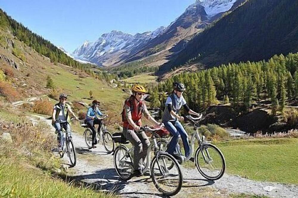 Photo of Others in Bruck am Ziller