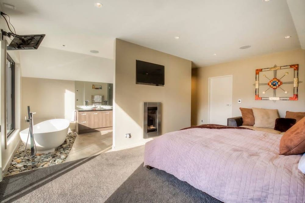 Photo of Bedroom in Lower Shotover