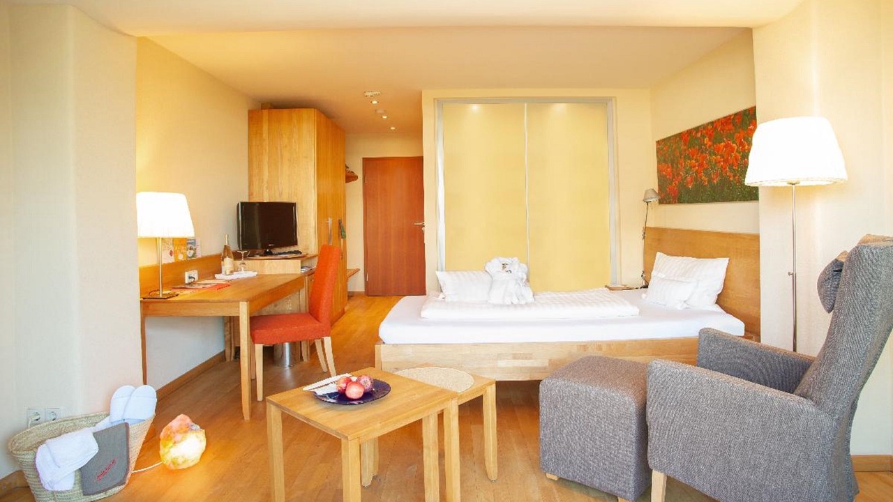 Photo of Bedroom in Bad Fuessing
