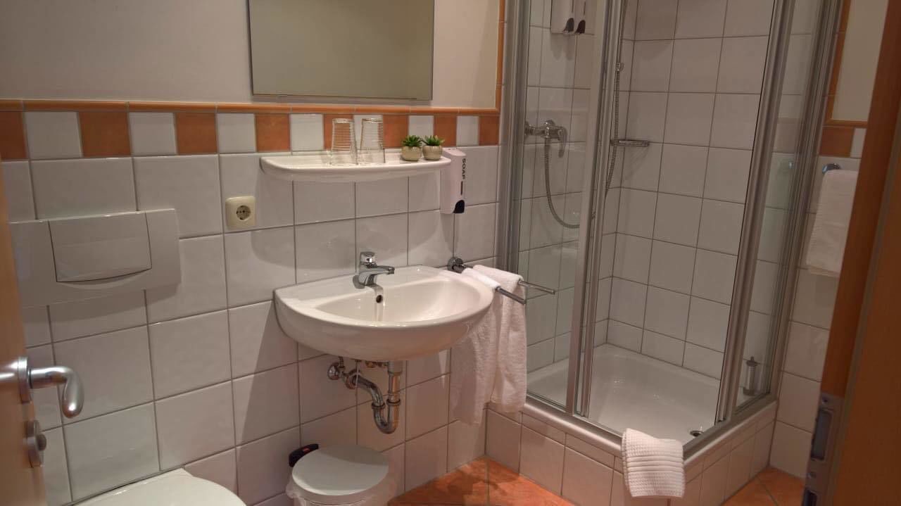 Photo of Bathroom in Metten