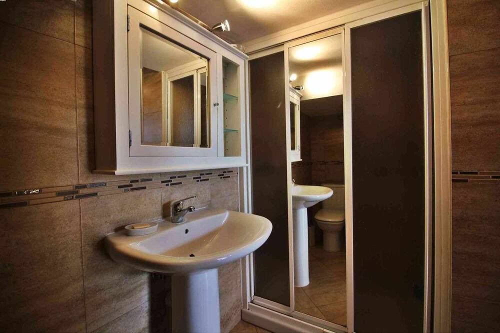 Photo of Bathroom in Corme Porto