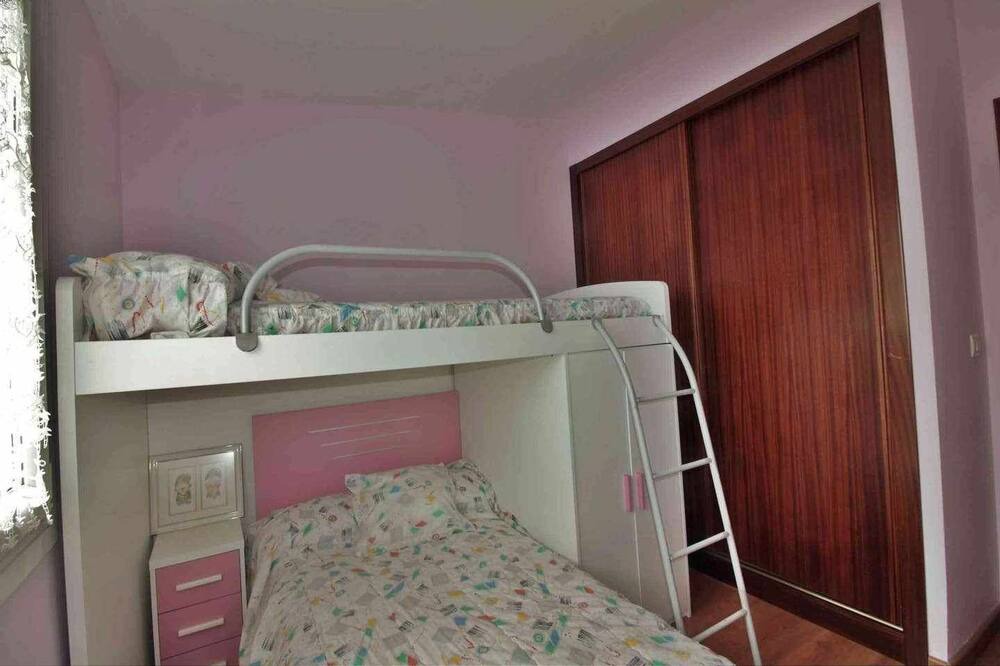 Photo of Bedroom in Corme Porto