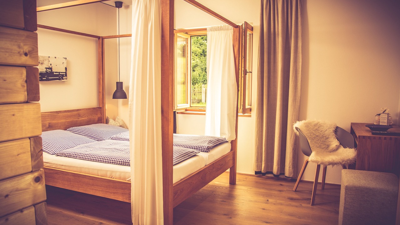 Photo of Bedroom in Chammunster