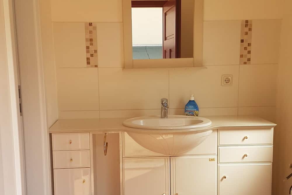Photo of Bathroom in Berggieshubel
