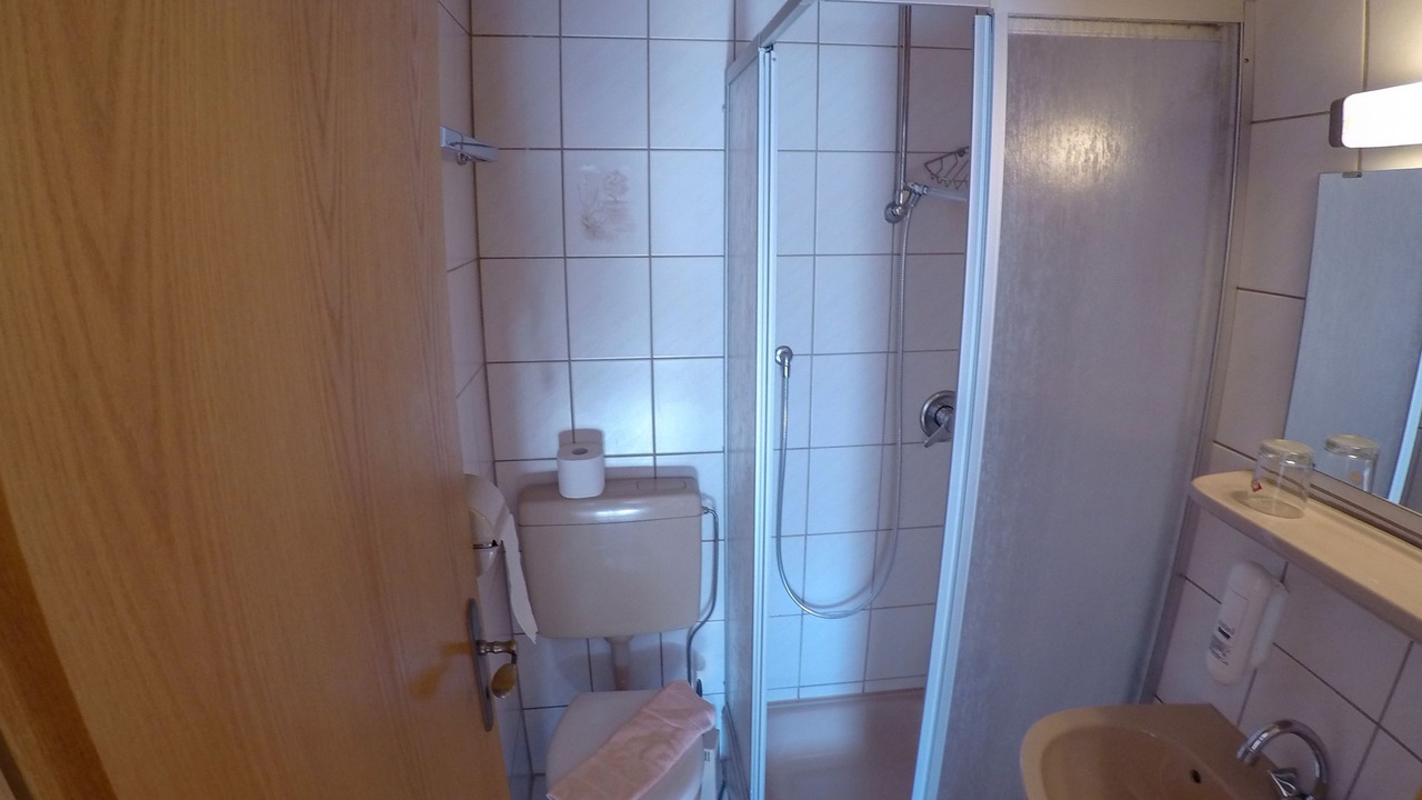 Photo of Bathroom in Warzenried