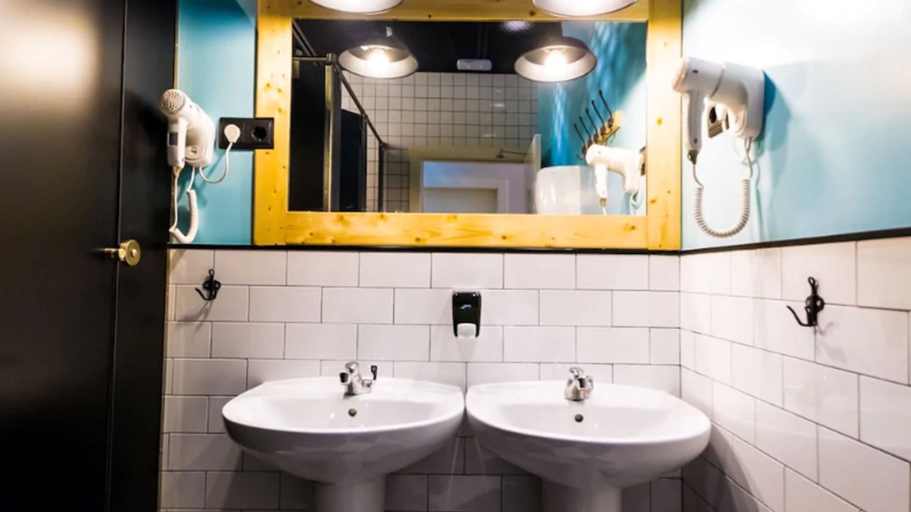Photo of Bathroom in Cuatro Caminos