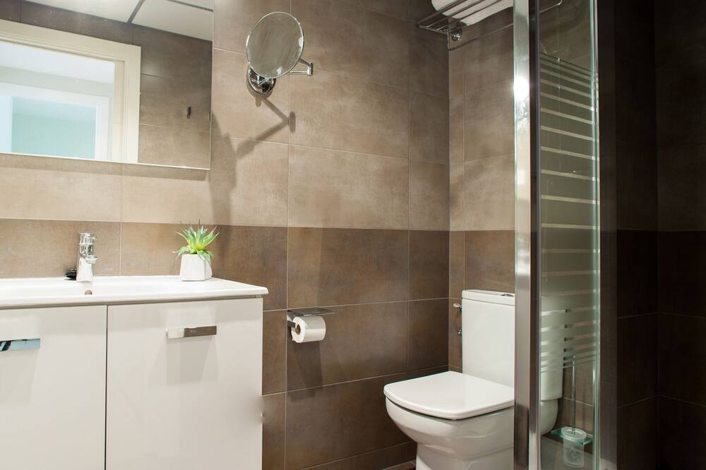 Photo of Bathroom in Hostafrancs
