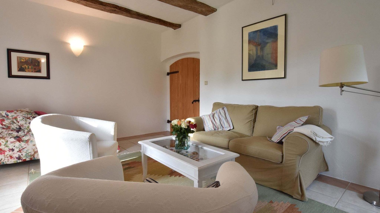 Photo of Livingroom in Satow