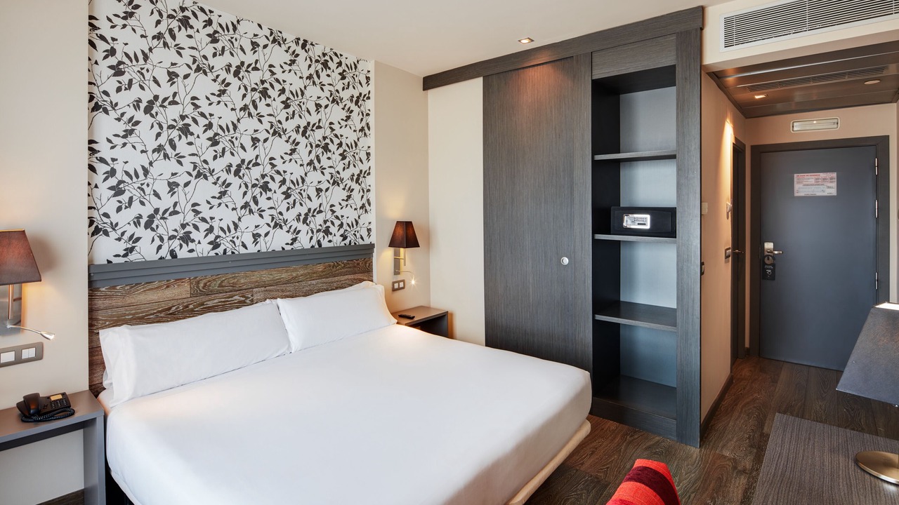 Photo of Bedroom in Zaragoza