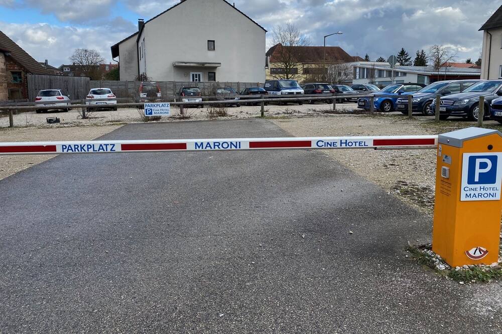 Photo of Others in Zirndorf