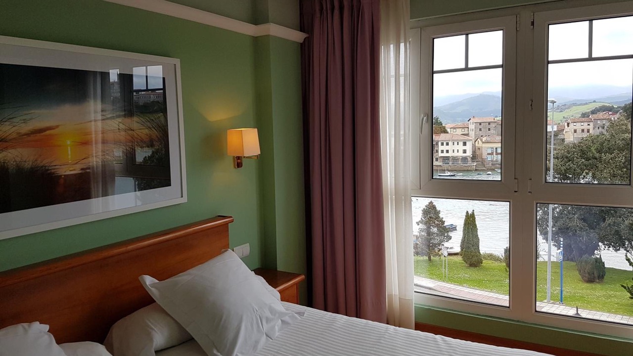 Photo of Bedroom in San Vicente de la Barquera