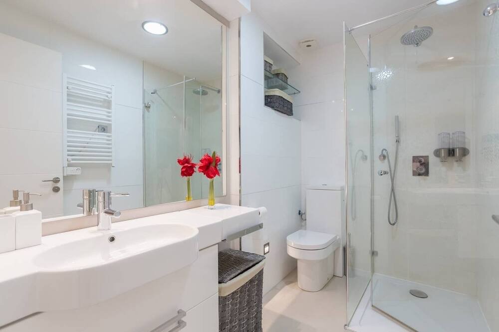 Photo of Bathroom in Castellana
