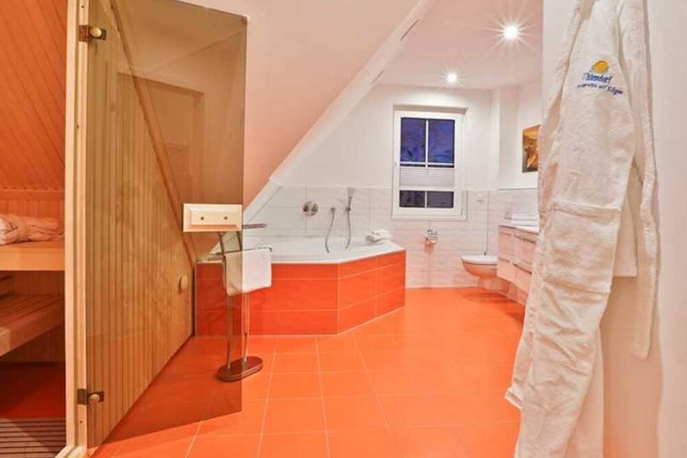 Photo of Bathroom in Lobbe
