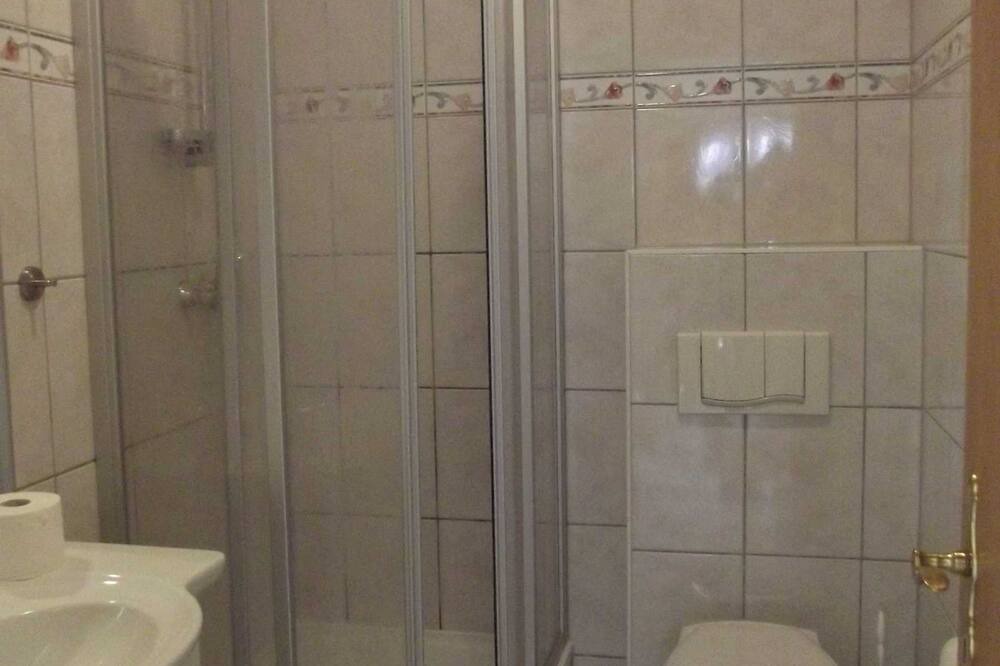 Photo of Bathroom in Kachlin
