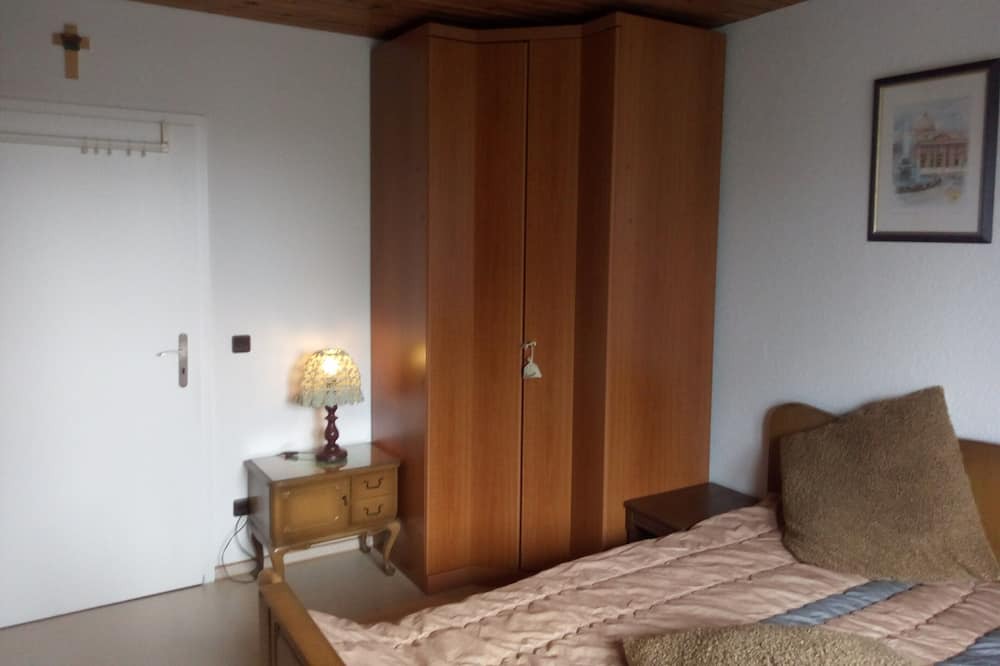 Photo of Bedroom in Drewer-Sud