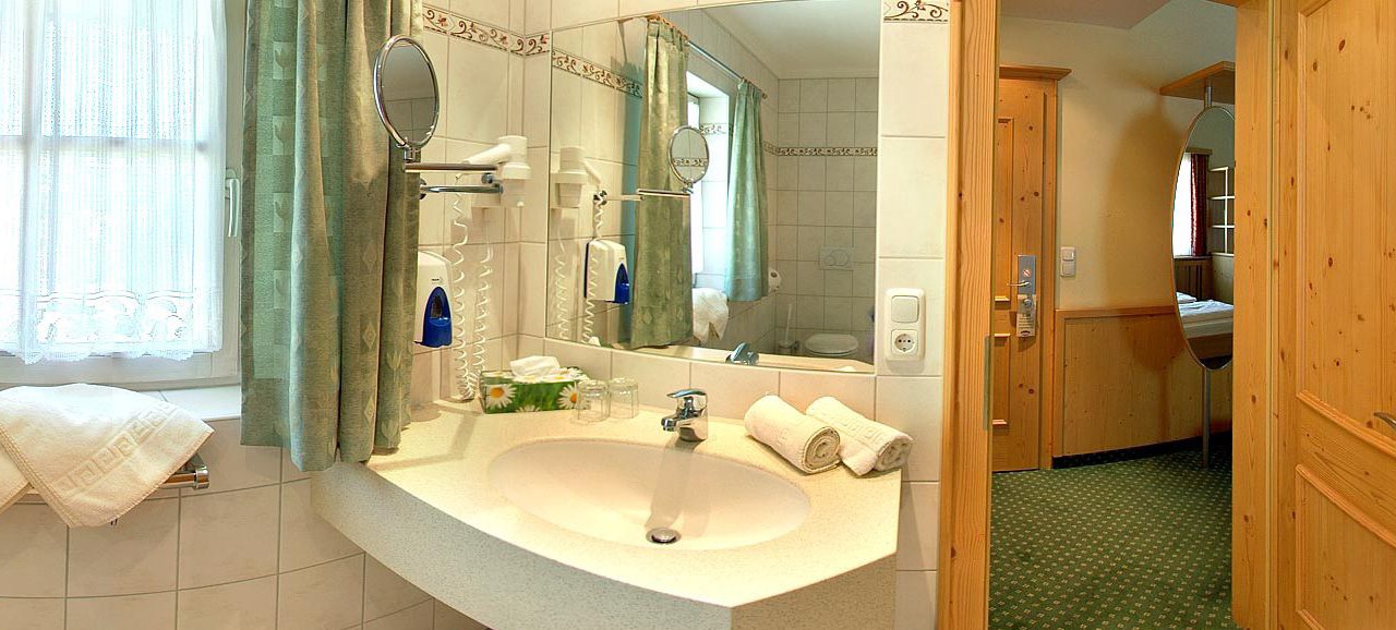Photo of Bathroom in Niederaudorf