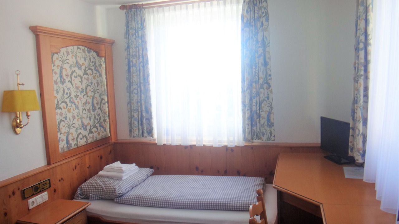Photo of Bedroom in Reutin