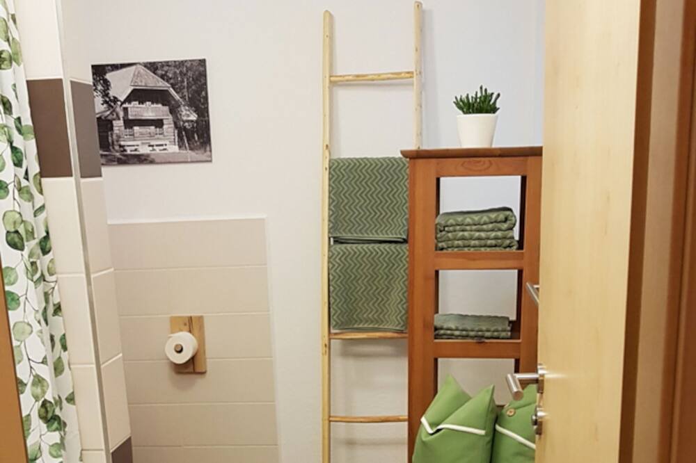 Photo of Bathroom in Schwob