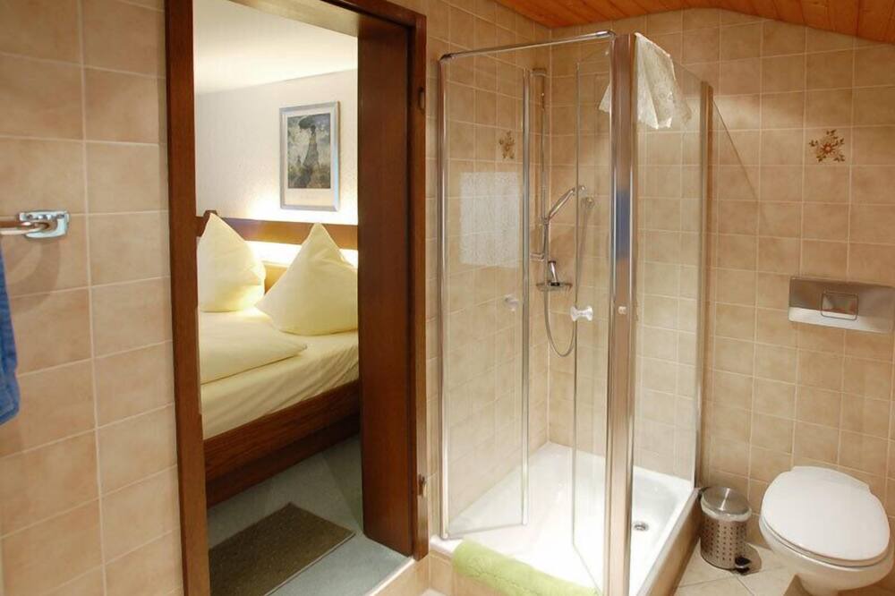 Photo of Bathroom in Engedey