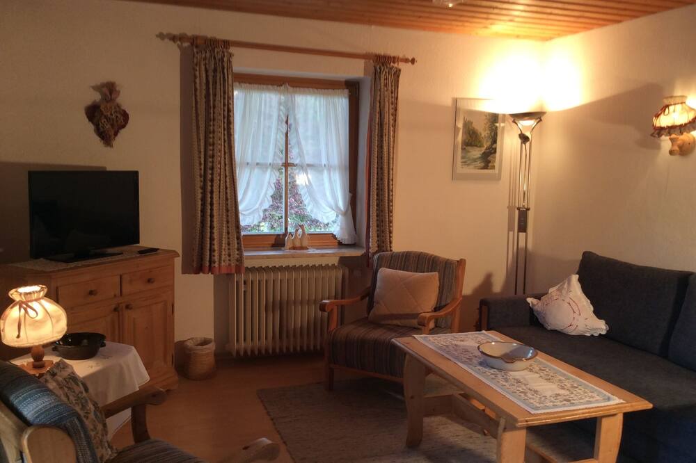 Photo of Livingroom in Ettenhausen