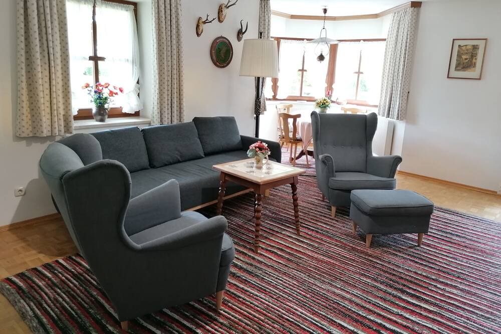 Photo of Livingroom in Unterwoessen