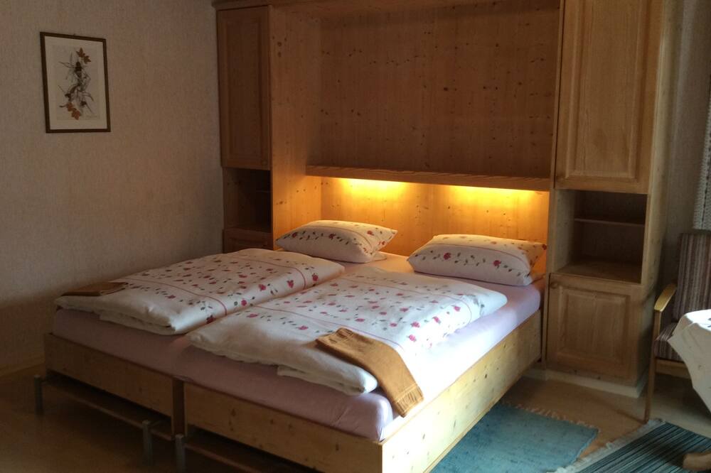 Photo of Bedroom in Ettenhausen
