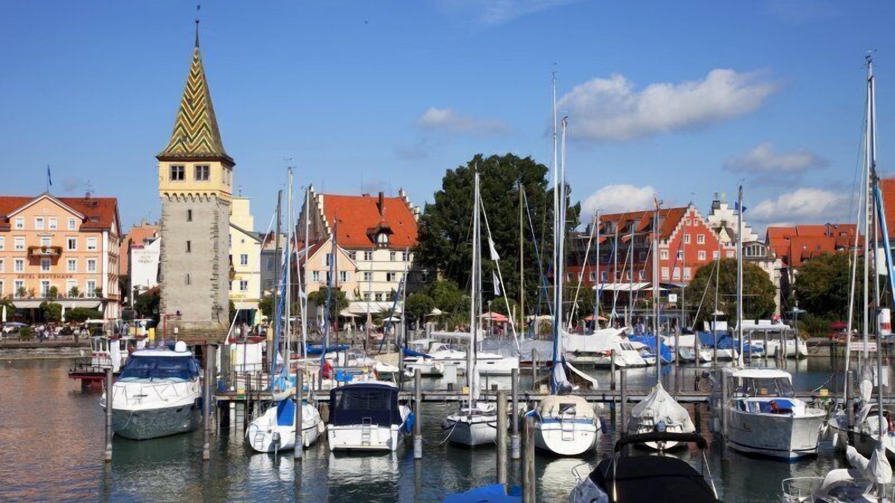 Photo of Others in Insel