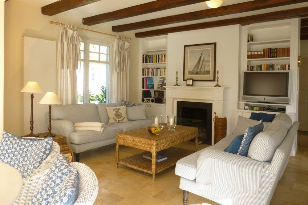 Photo of Livingroom in Klein Bollhagen