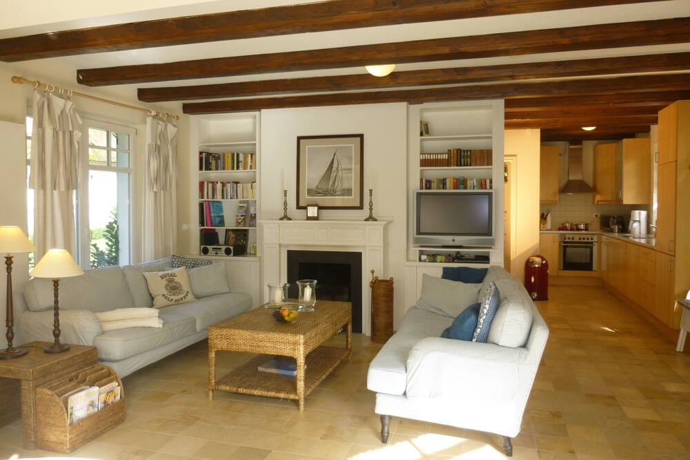 Photo of Livingroom in Klein Bollhagen