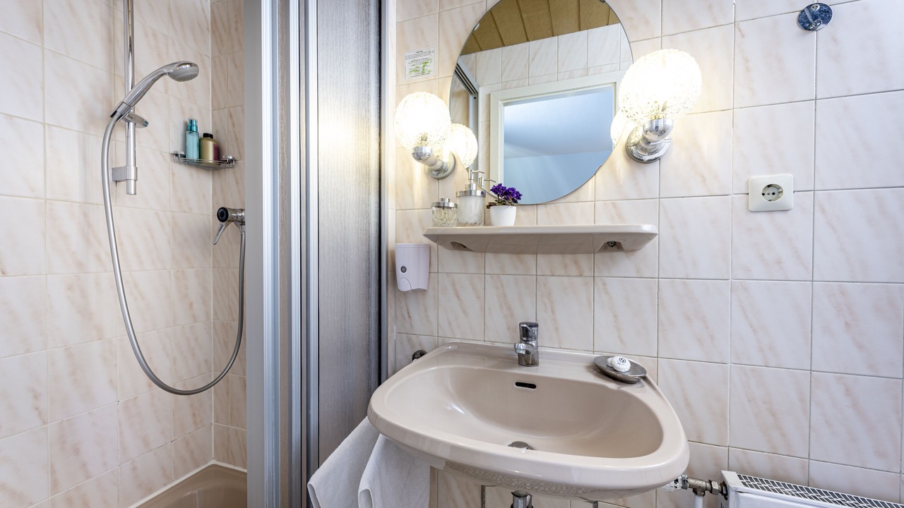 Photo of Bathroom in Lauda