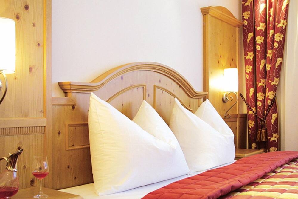 Photo of Bedroom in Oberammergau