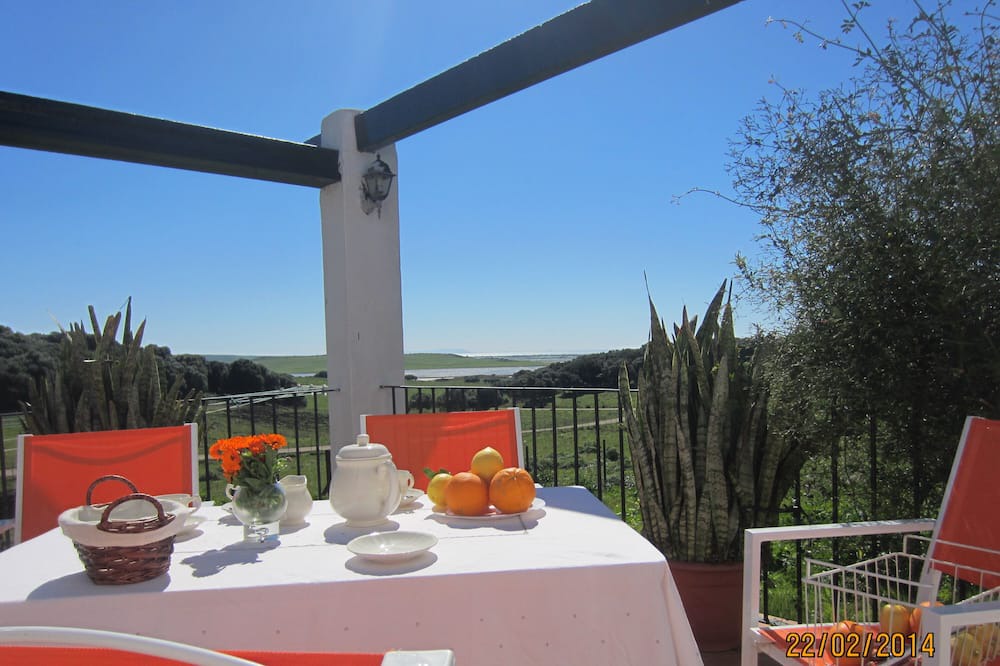 Photo of Patio Balcony in Manzanete