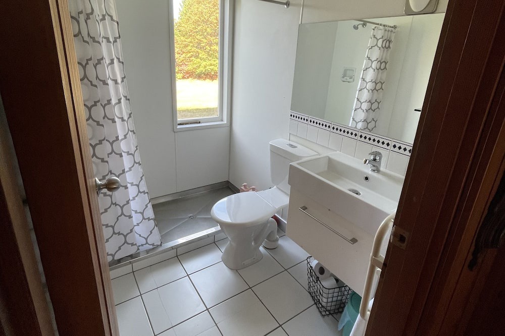 Photo of Bathroom in Arrowtown