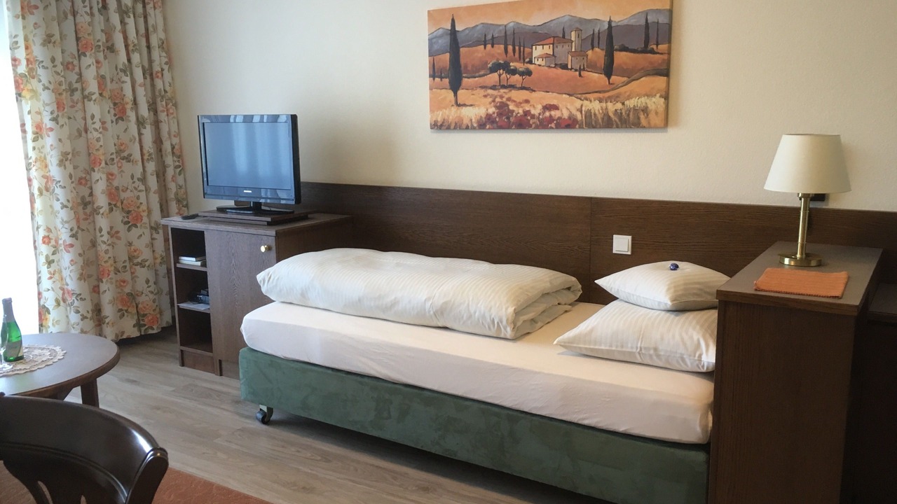 Photo of Bedroom in Bad Fuessing