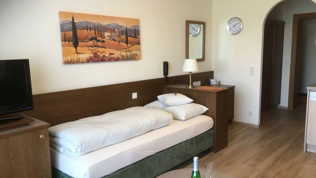 Photo of Bedroom in Bad Fuessing
