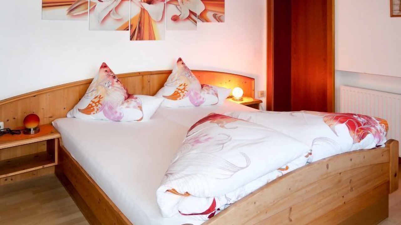 Photo of Bedroom in Plangeross