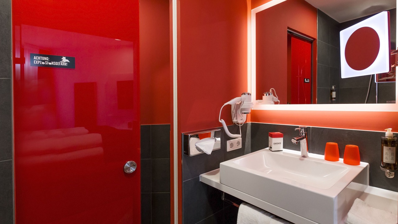 Photo of Bathroom in Roth