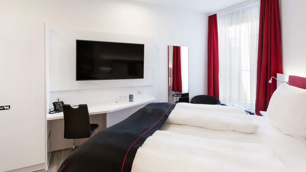 Photo of Bedroom in Roth