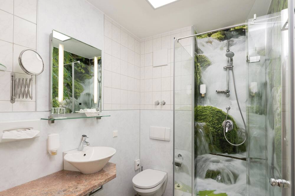 Photo of Bathroom in Schoenberg