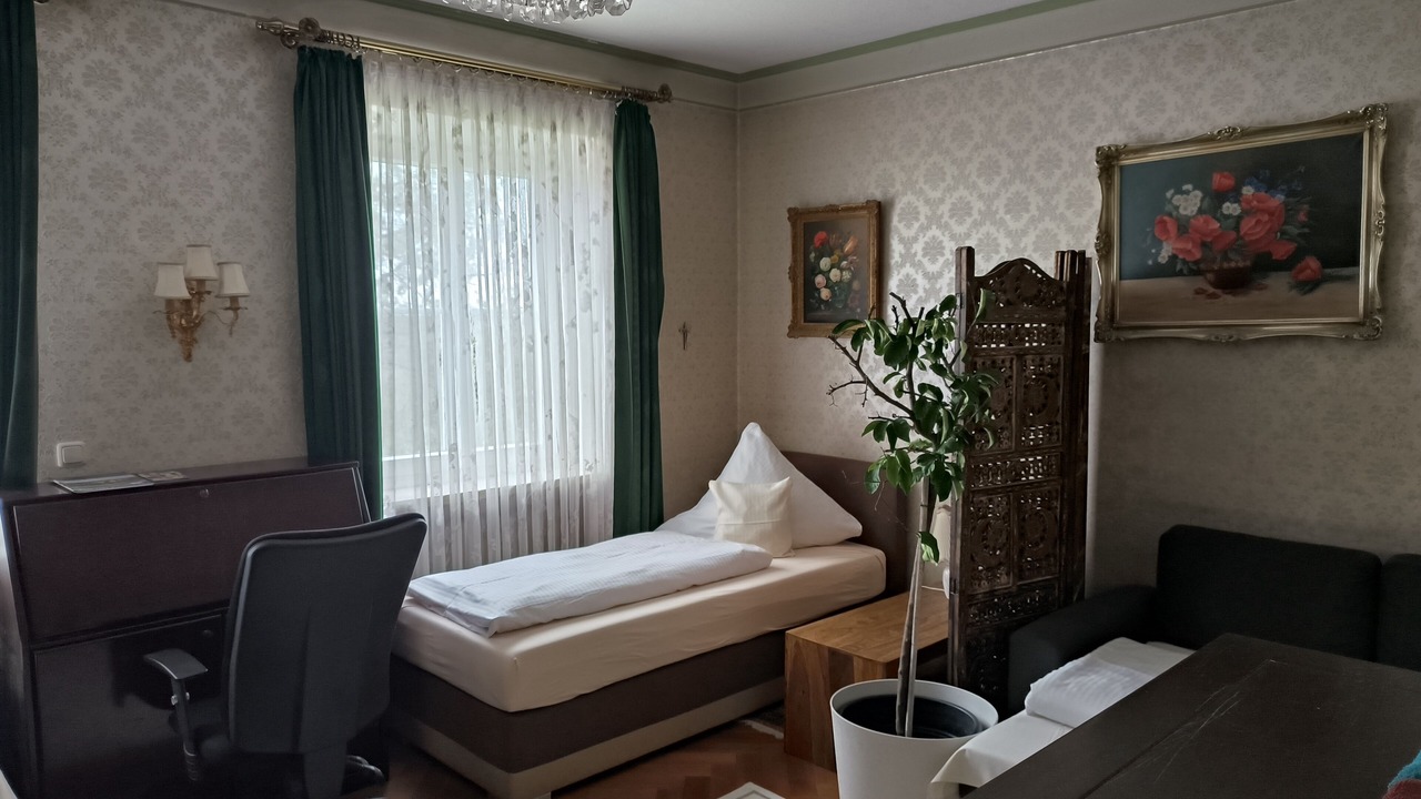 Photo of Bedroom in Donauwoerth