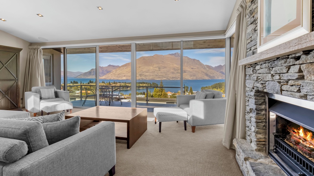 Photo of Livingroom in Queenstown City Centre