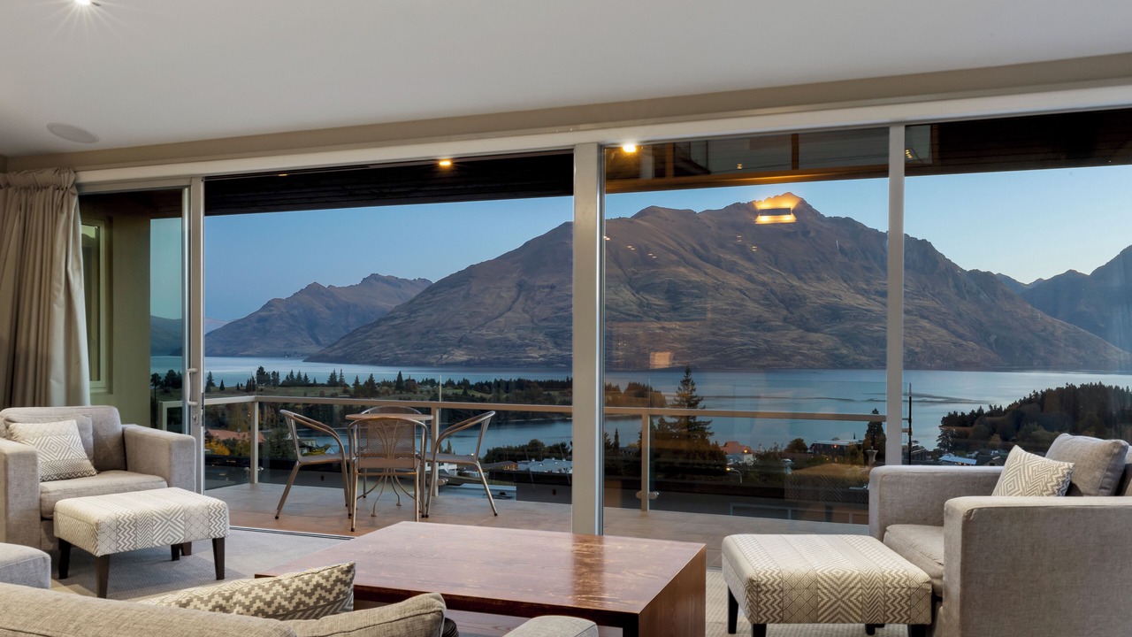Photo of Livingroom in Queenstown City Centre