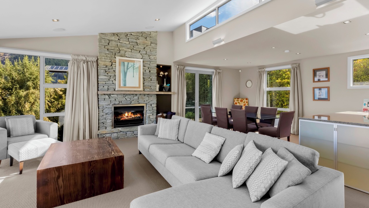 Photo of Livingroom in Queenstown City Centre