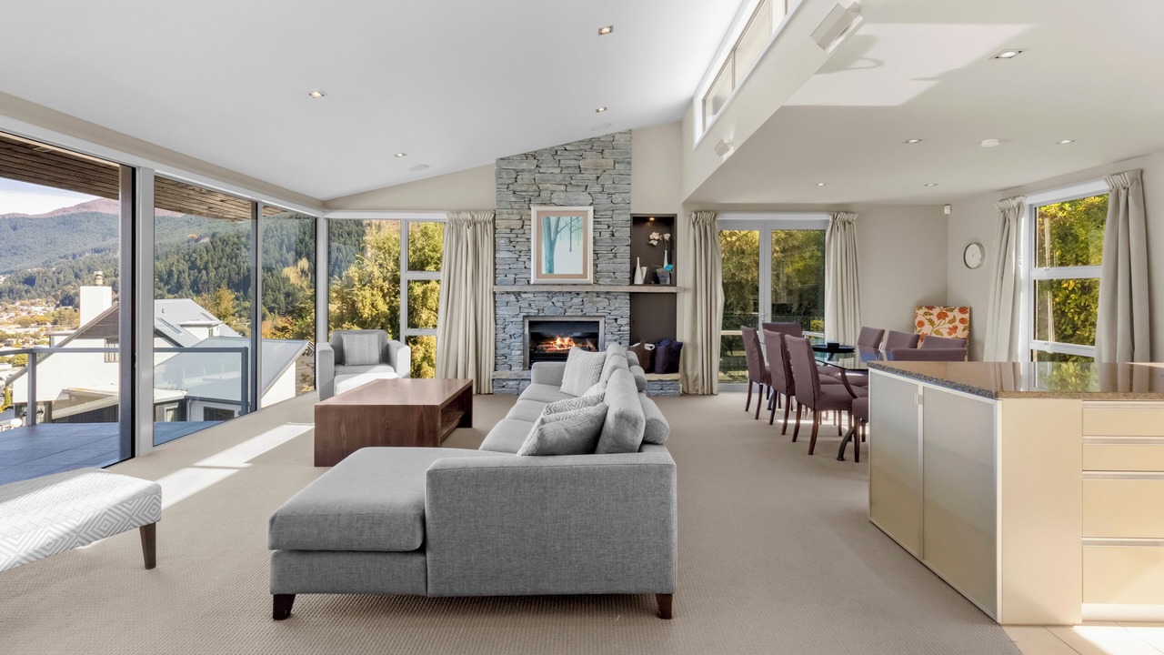 Photo of Livingroom in Queenstown City Centre
