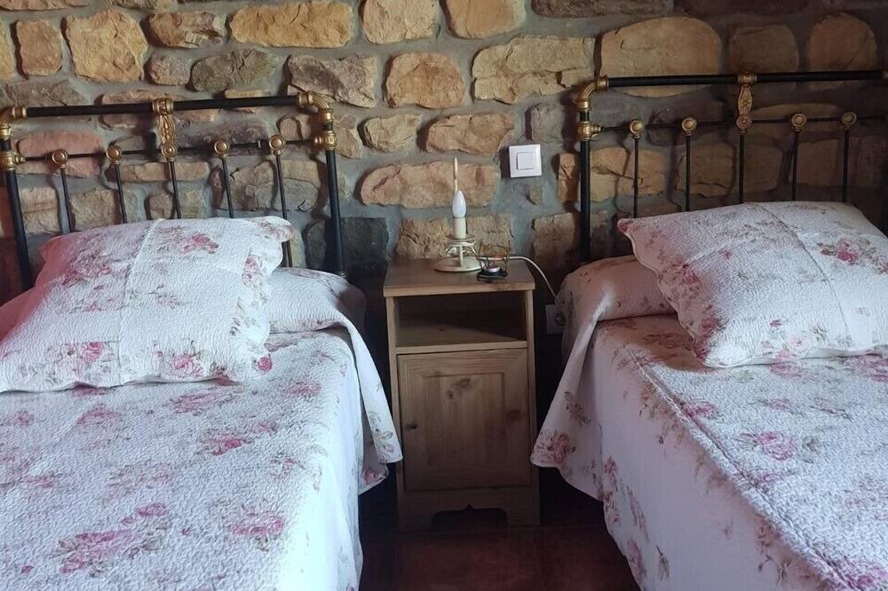 Photo of Bedroom in Villacarriedo