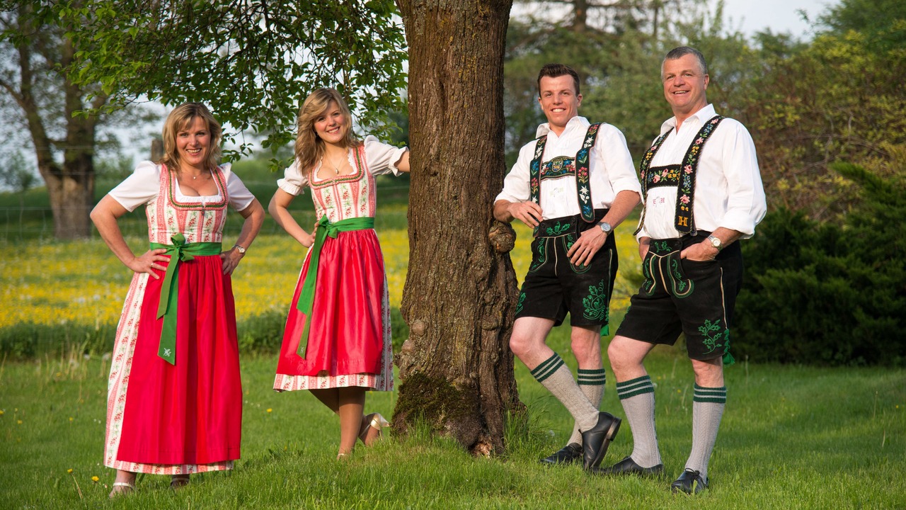 Photo of Others in Erling