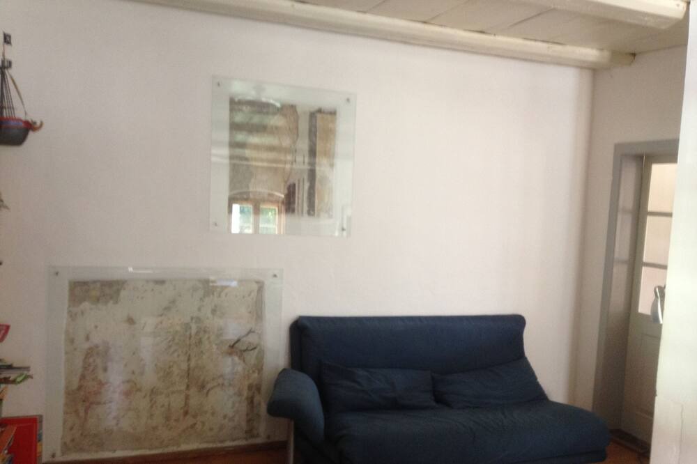 Photo of Livingroom in Old Town