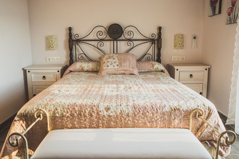 Photo of Bedroom in Villasbuenas de Gata
